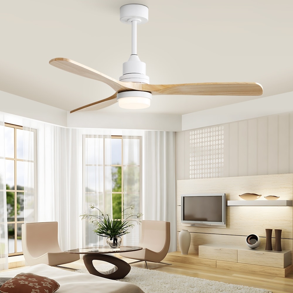 Ventilateur de plafond intérieur en bois Sofucor 52 avec télécommande, éclairage intégré en option.
