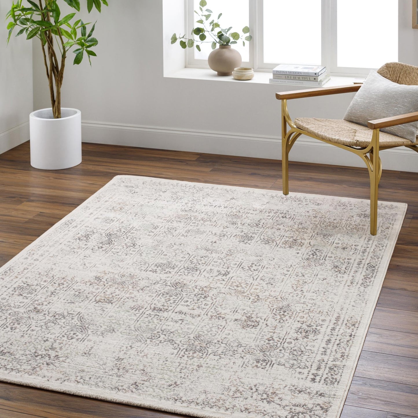 Livabliss Henson Vintage Traditional Area Rug