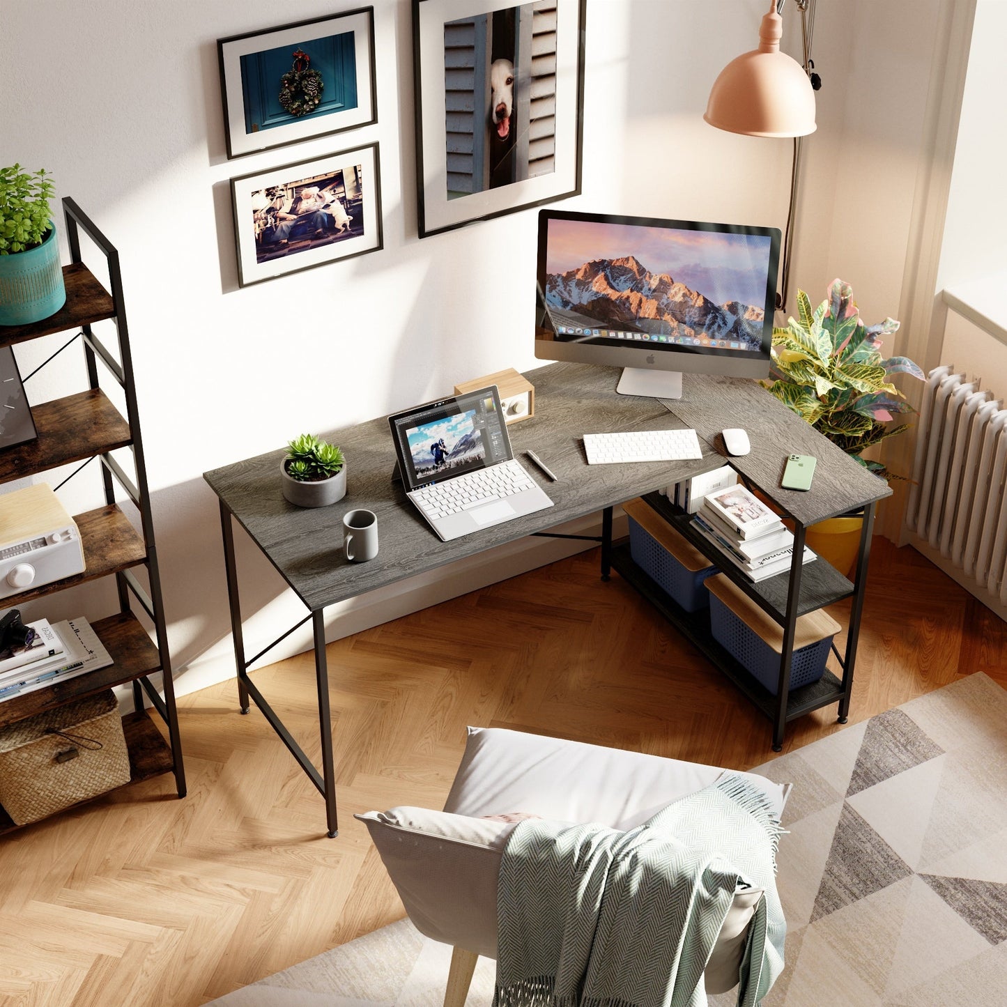 Bureau en forme de L avec étagères de rangement, bureau d'ordinateur d'angle.