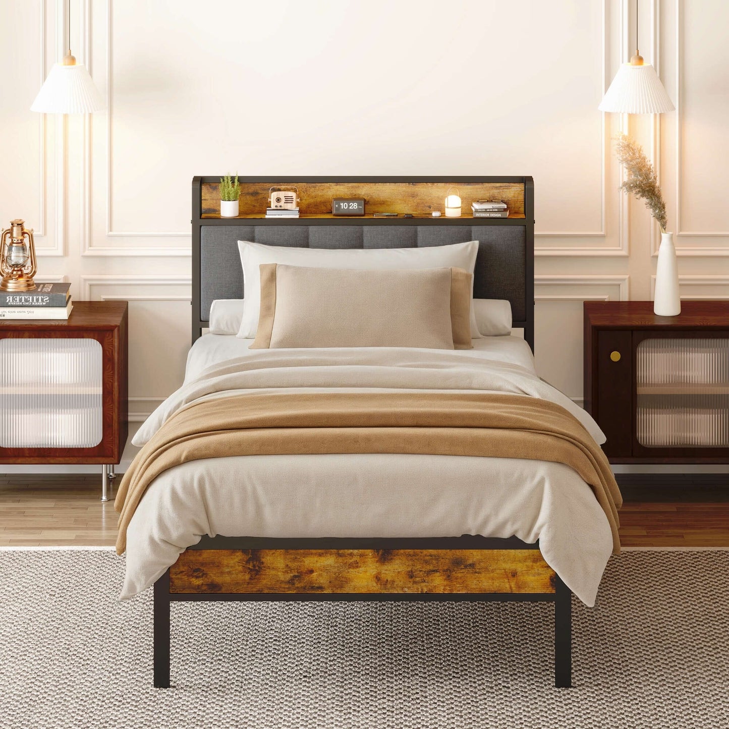 Cadre de lit à plateforme en métal pour lit jumeau / double / queen / king size avec tête de lit rembourrée et rangement.