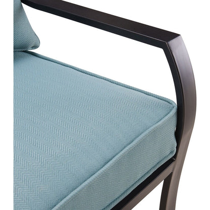 Ensemble de salle à manger Hanover Lavallette 5 pièces en bleu océan avec 4 chaises fixes, table ronde en verre de 52 pouces, parasol et socle.