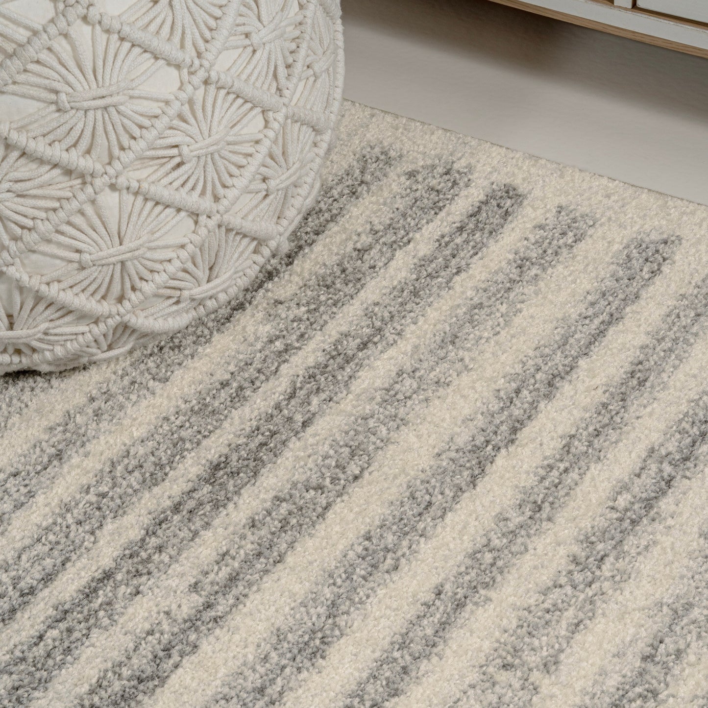 JONATHAN Y Aksil Modern Berber Stripe Area Rug