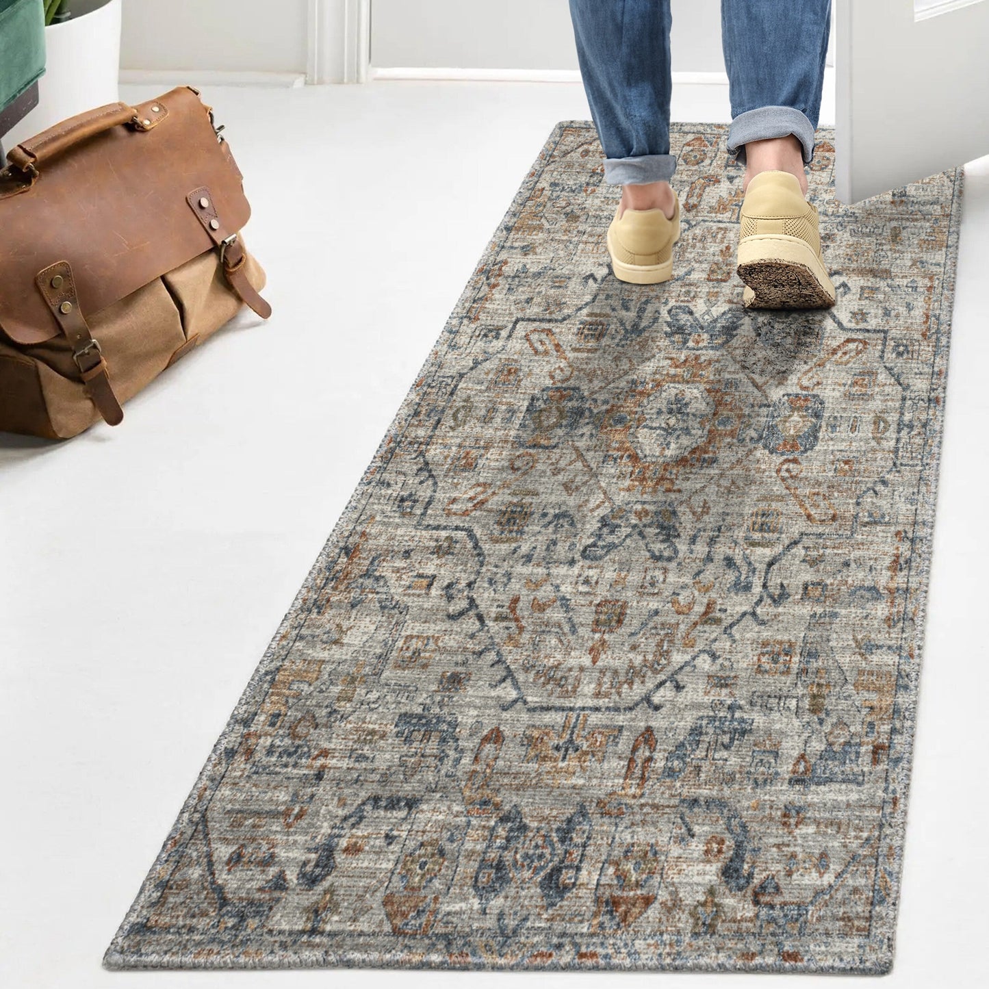 JONATHAN Y Brandy Bohemian Medallion Low-Pile Machine-Washable Cream/Terra Area Rug