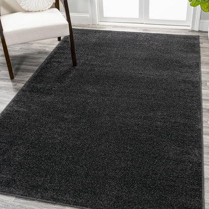 JONATHAN Y Tumbling Solid Low-Pile Area Rug