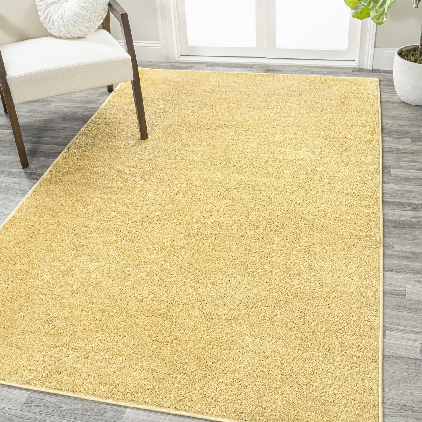 JONATHAN Y Tumbling Solid Low-Pile Area Rug