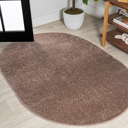 JONATHAN Y Tumbling Solid Low-Pile Area Rug