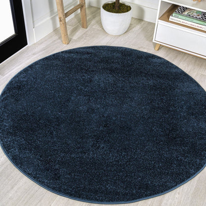JONATHAN Y Tumbling Solid Low-Pile Area Rug