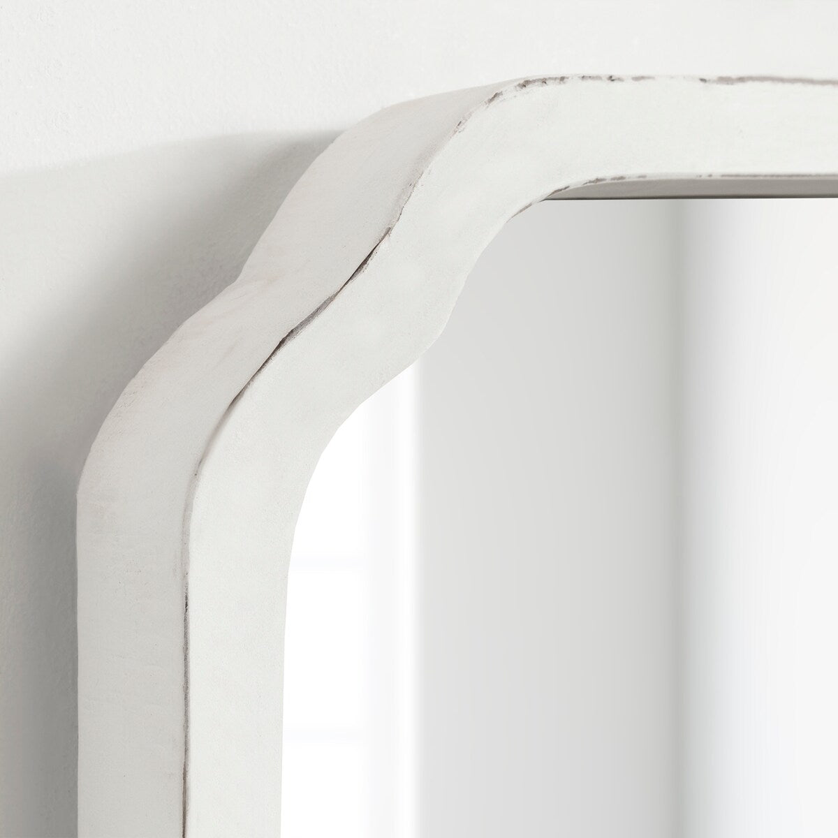 Miroir mural carré en bois Marston de Kate and Laurel