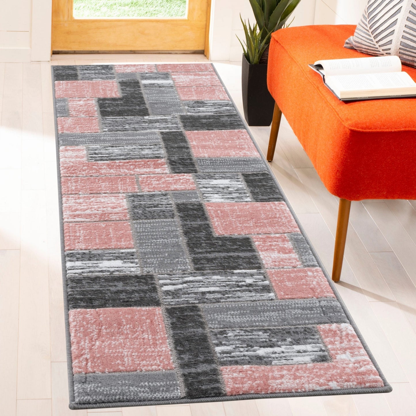 L'Baiet Verena Geometric Area Rug