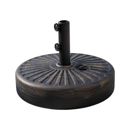 Parasol de terrasse Lopes de 2,7 m avec pied à poids à finition bronze inclus.