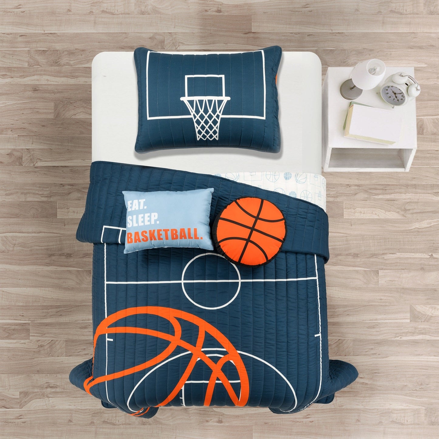 Lush Decor Basketball Game Quilt Set