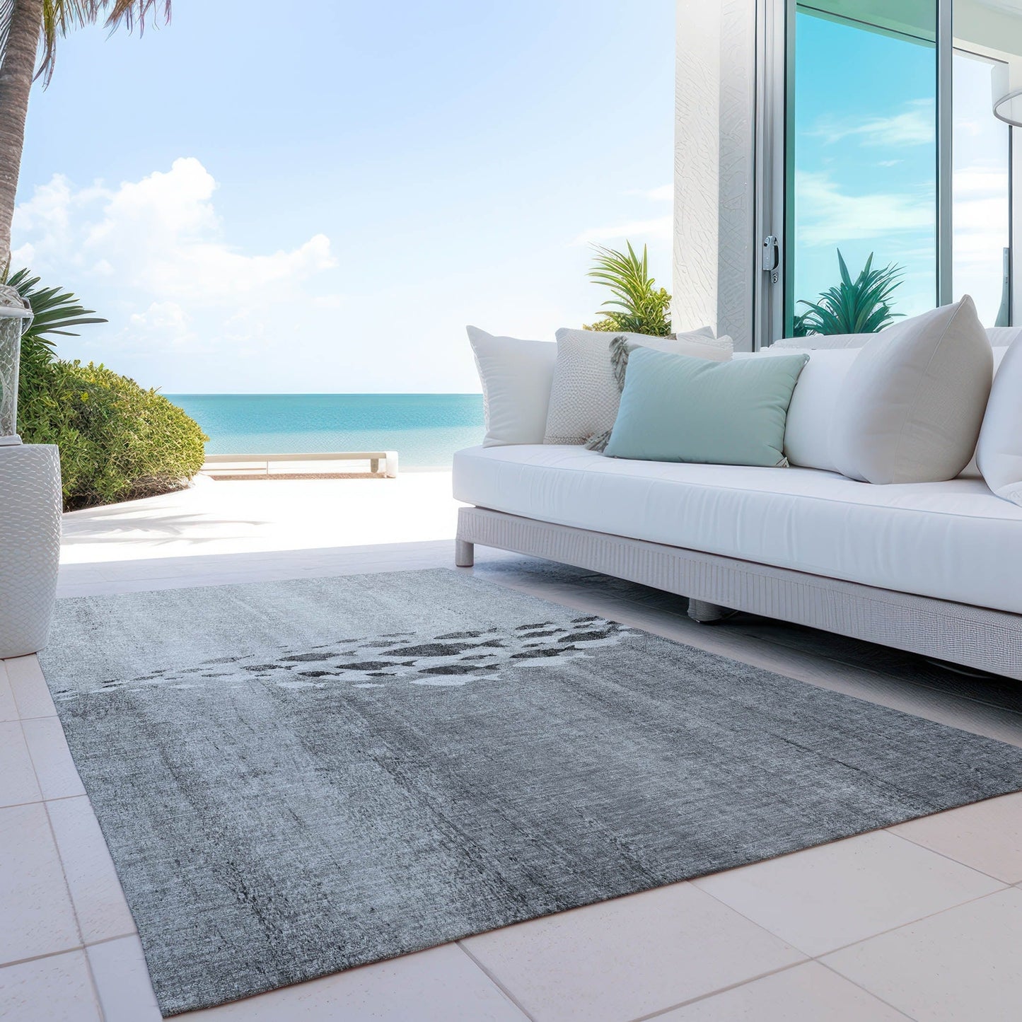 Machine Washable Indoor/ Outdoor Chantille Modern Sea Life Rug