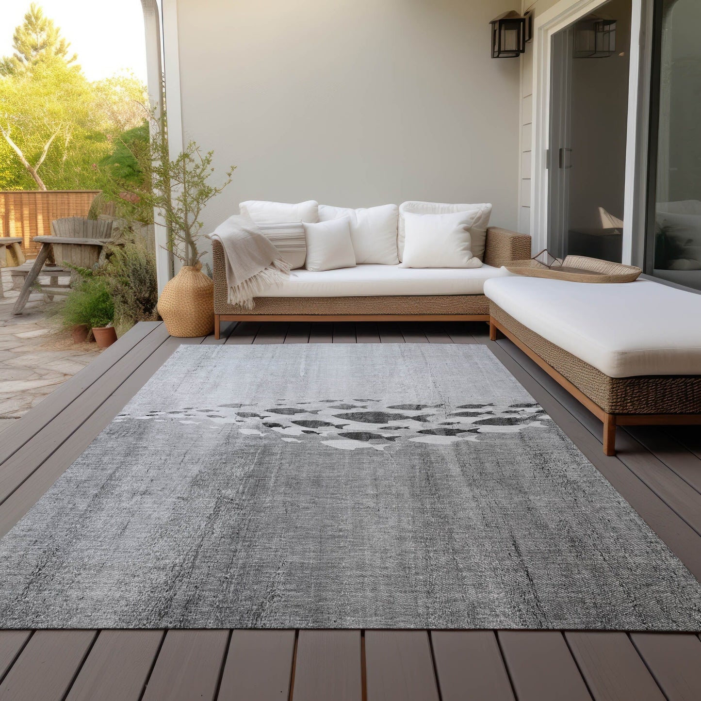 Machine Washable Indoor/ Outdoor Chantille Modern Sea Life Rug