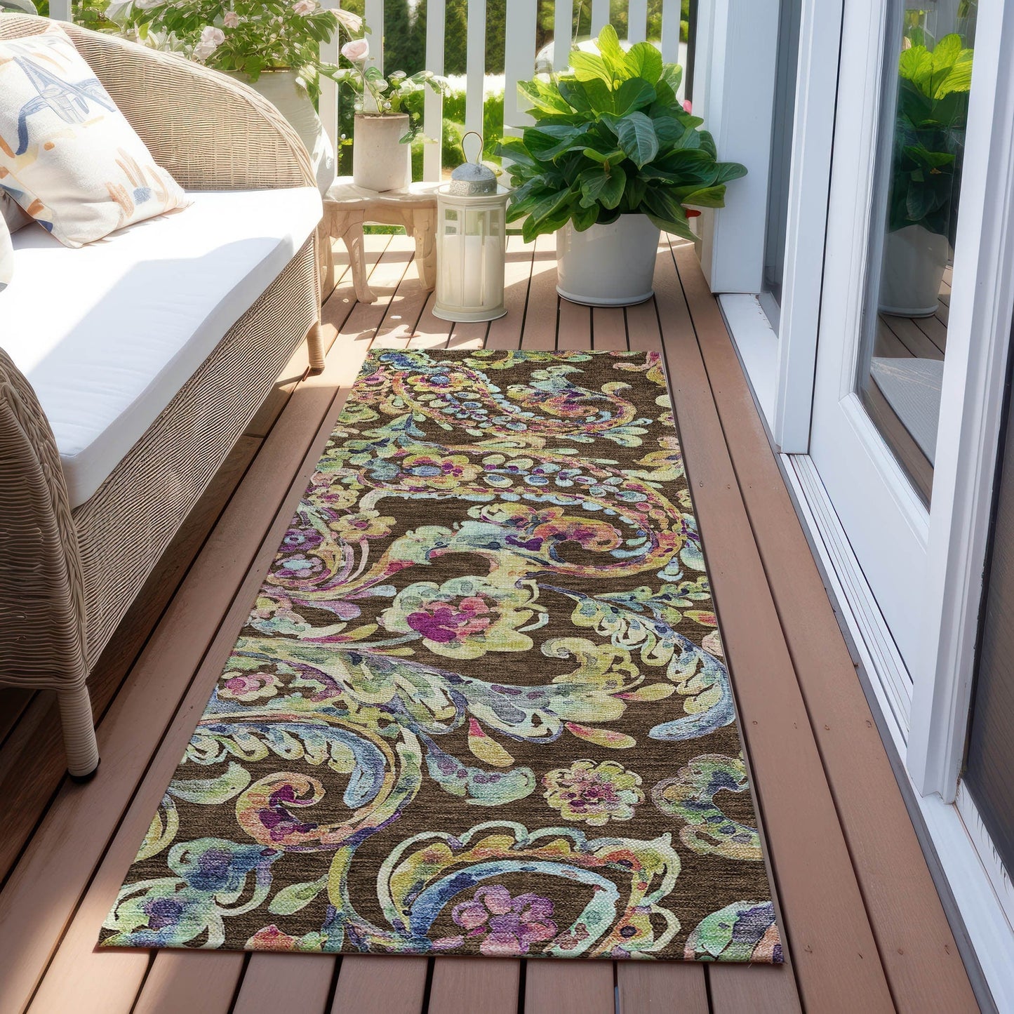 Machine Washable Indoor/ Outdoor Chantille Traditional Scroll Rug