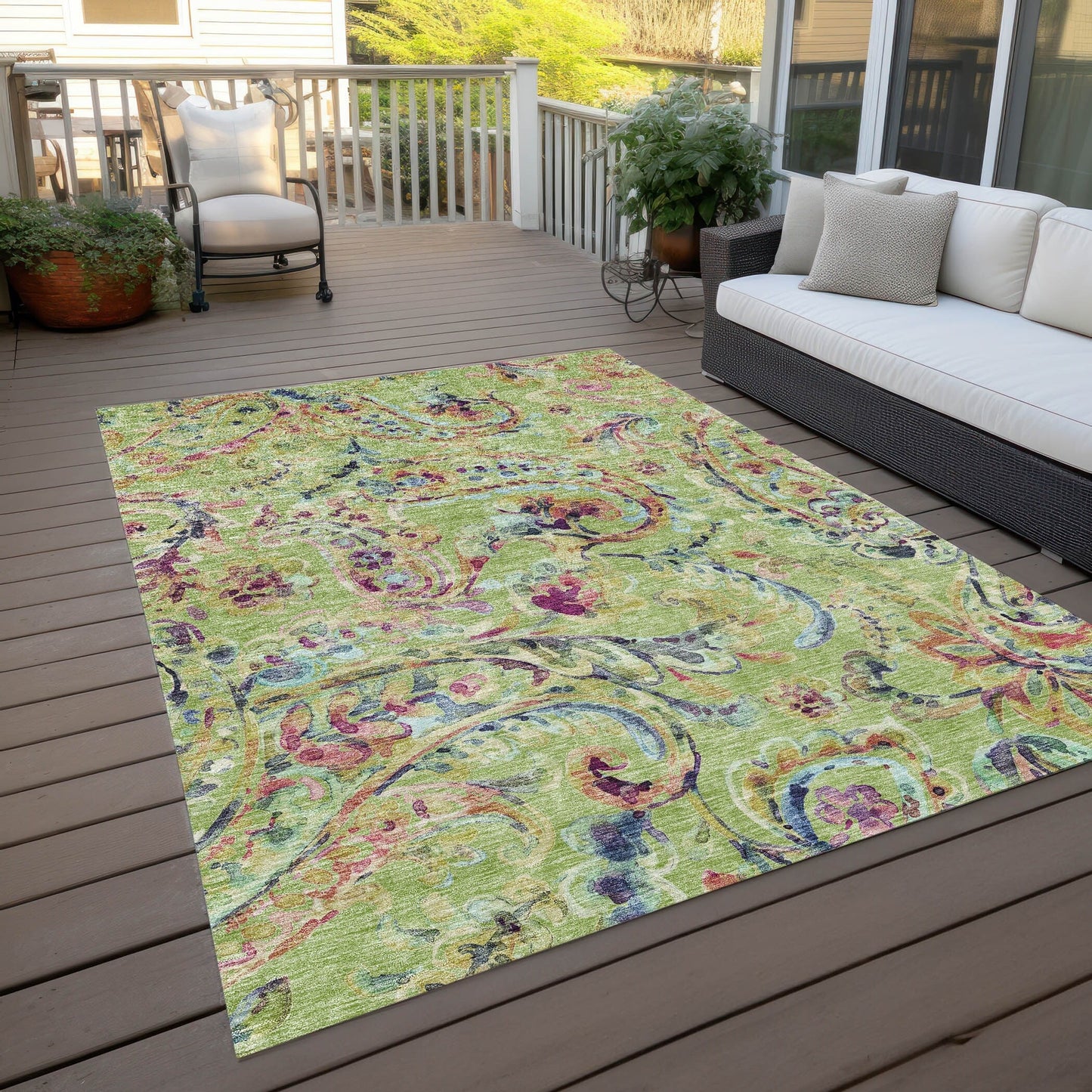 Machine Washable Indoor/ Outdoor Chantille Traditional Scroll Rug