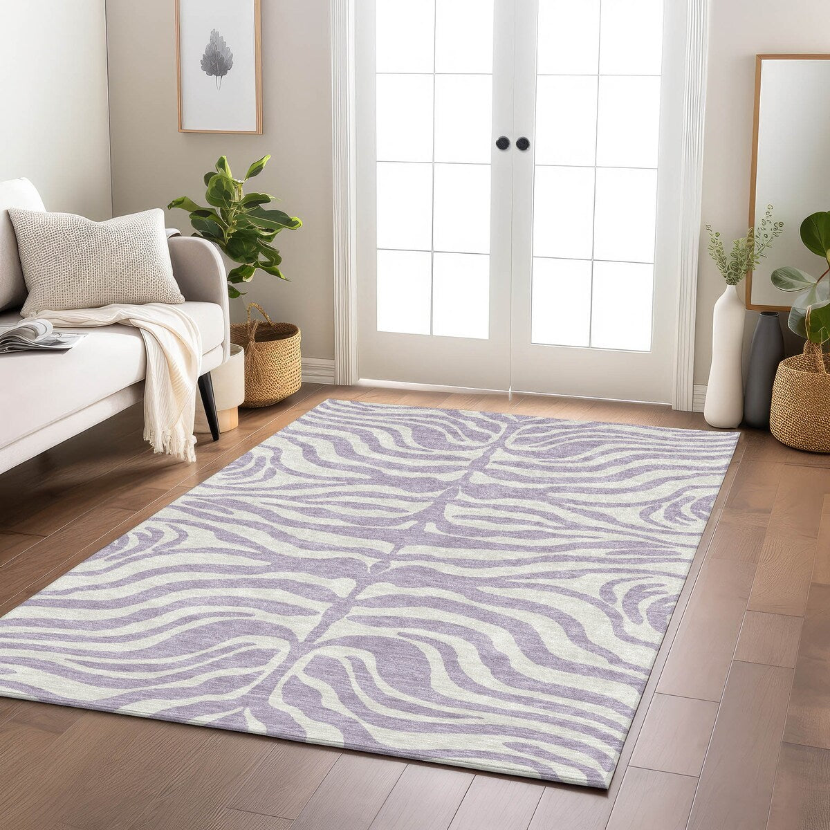 Machine Washable Indoor/ Outdoor Modern Animal Print Chantille Rug