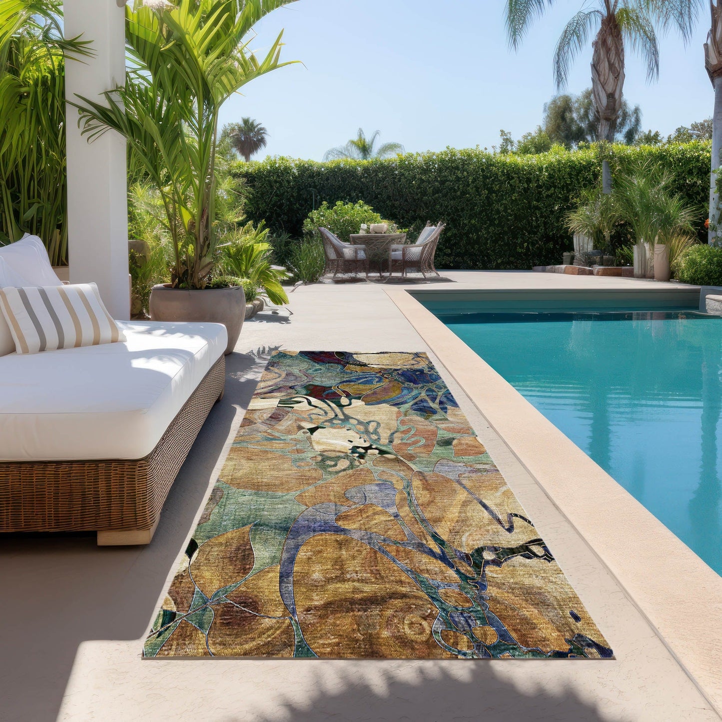 Machine Washable Indoor/ Outdoor Modern Floral Chantille Rug
