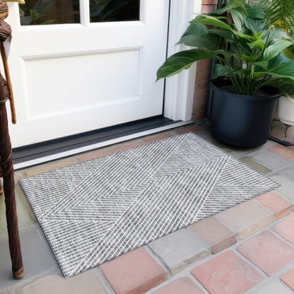 Machine Washable Indoor/ Outdoor Modern Geo Chantille Rug