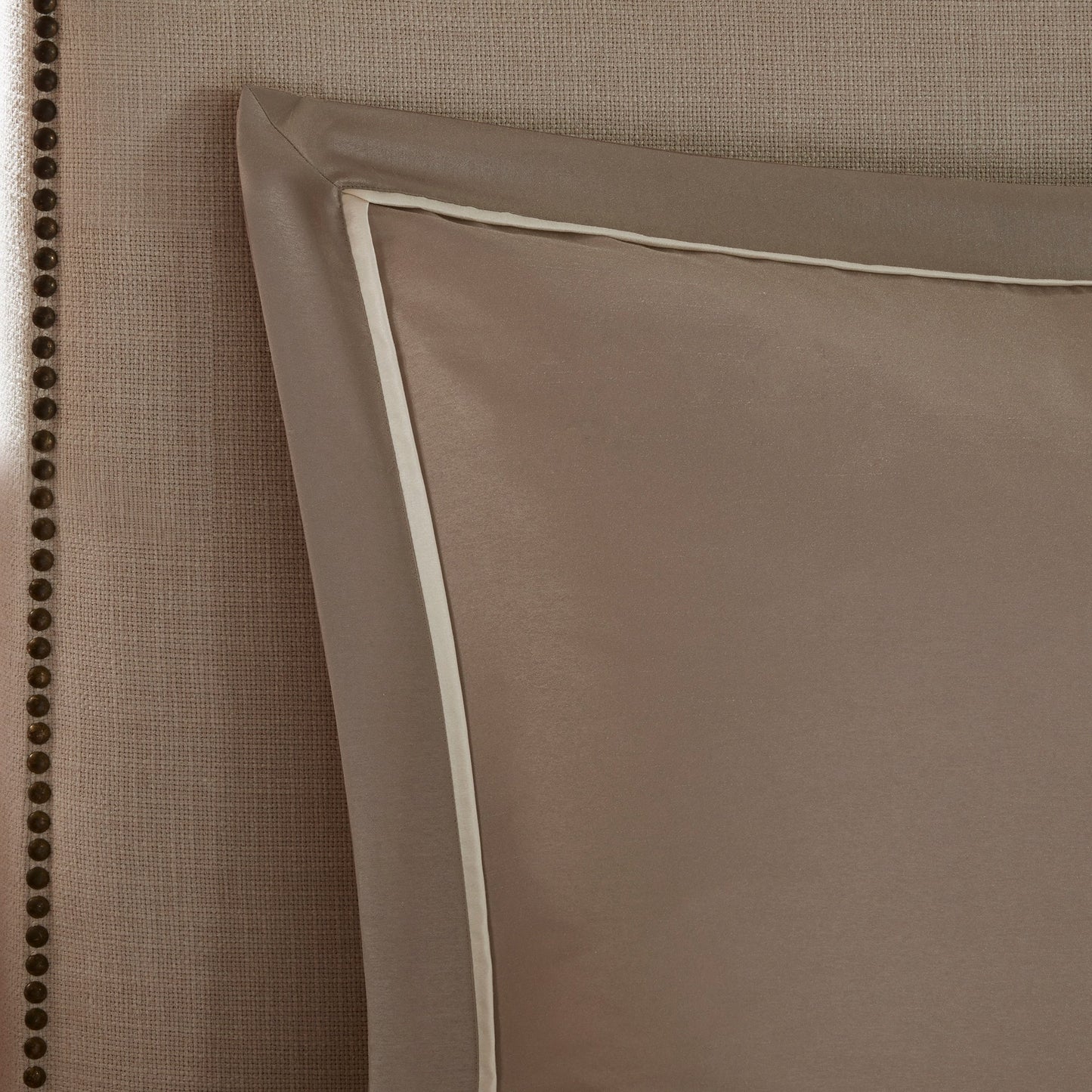 Madison Park Essentials Loretta, ensemble de 24 pièces pour chambre à coucher avec panneaux de fenêtre et ensemble de draps