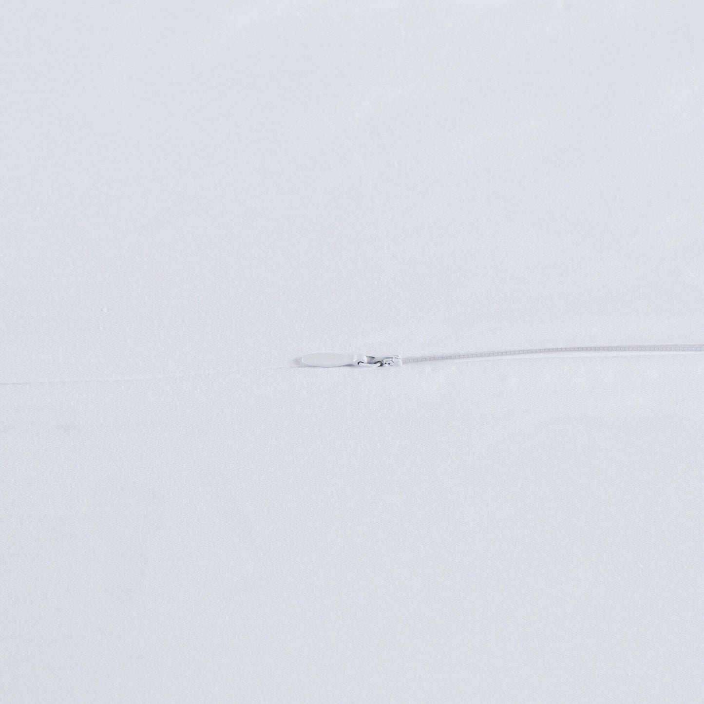 Ensemble de housse de couette brodée en satin de coton 100 % de la collection de luxe Madison Park Signature à 500 fils au pouce carré.