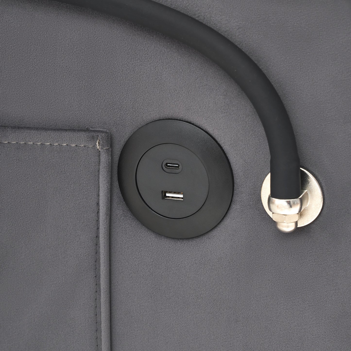 Canapé-lit moderne 70.86 3 en 1, simple, convertible, avec dossier réglable et port de charge USB pour le salon.