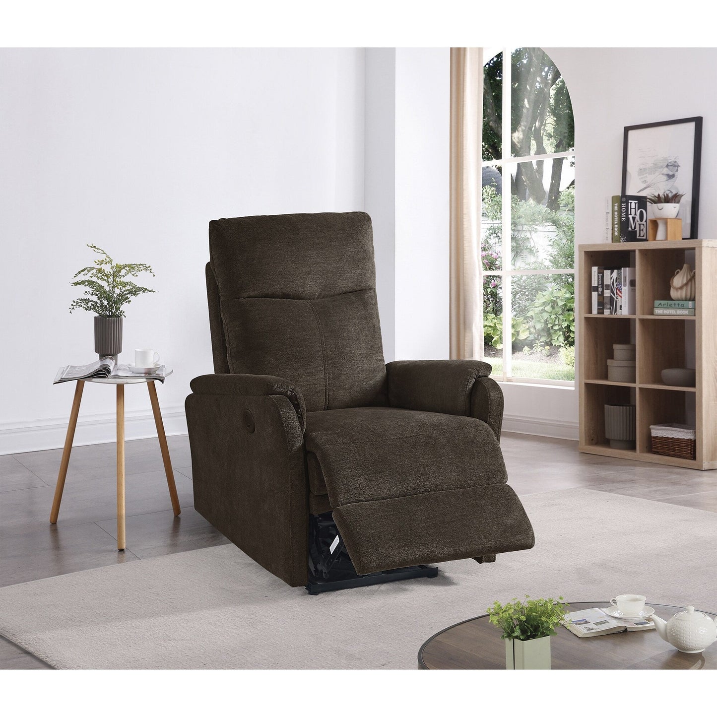 Fauteuil inclinable électrique moderne avec USB, soutien complet de la tête et du bas du dos.