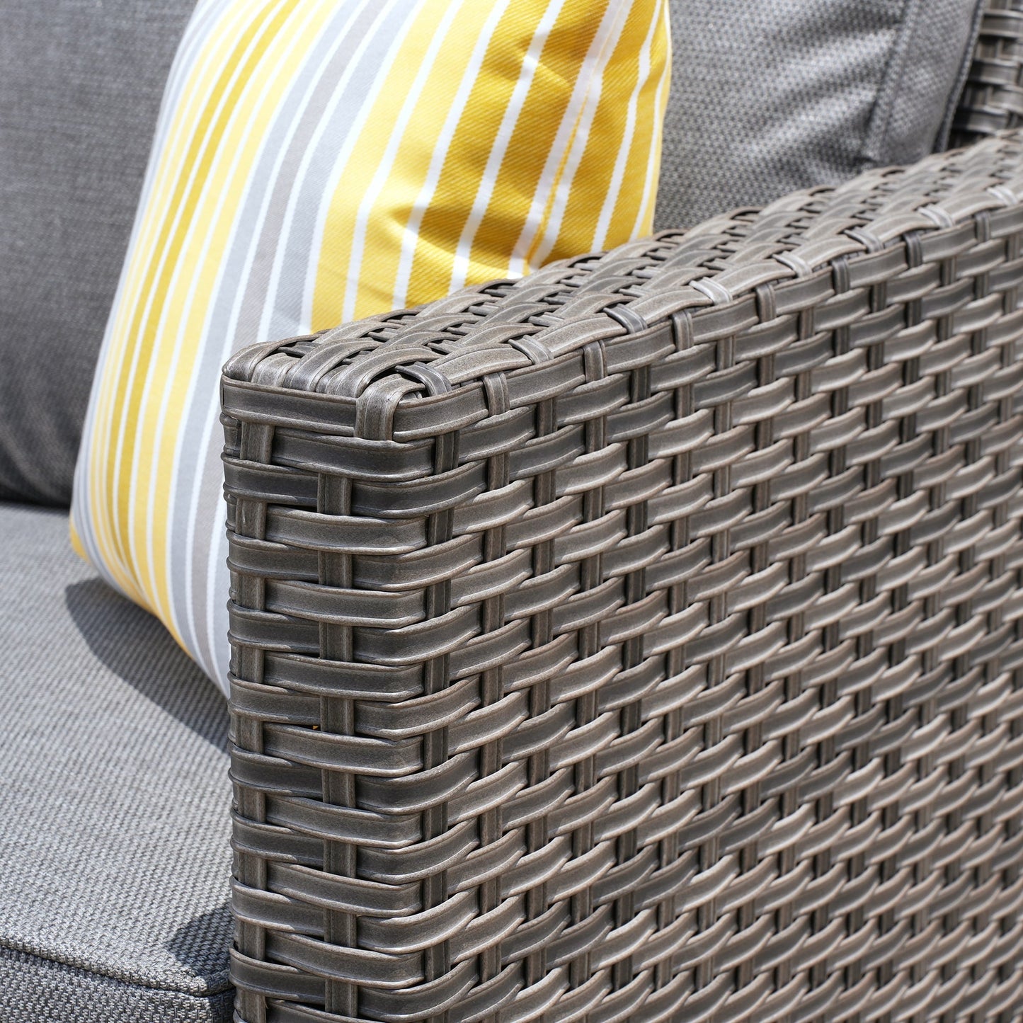 OVIOS Ensemble de meubles de jardin en osier pour extérieur, 5 pièces, avec dossier haut.