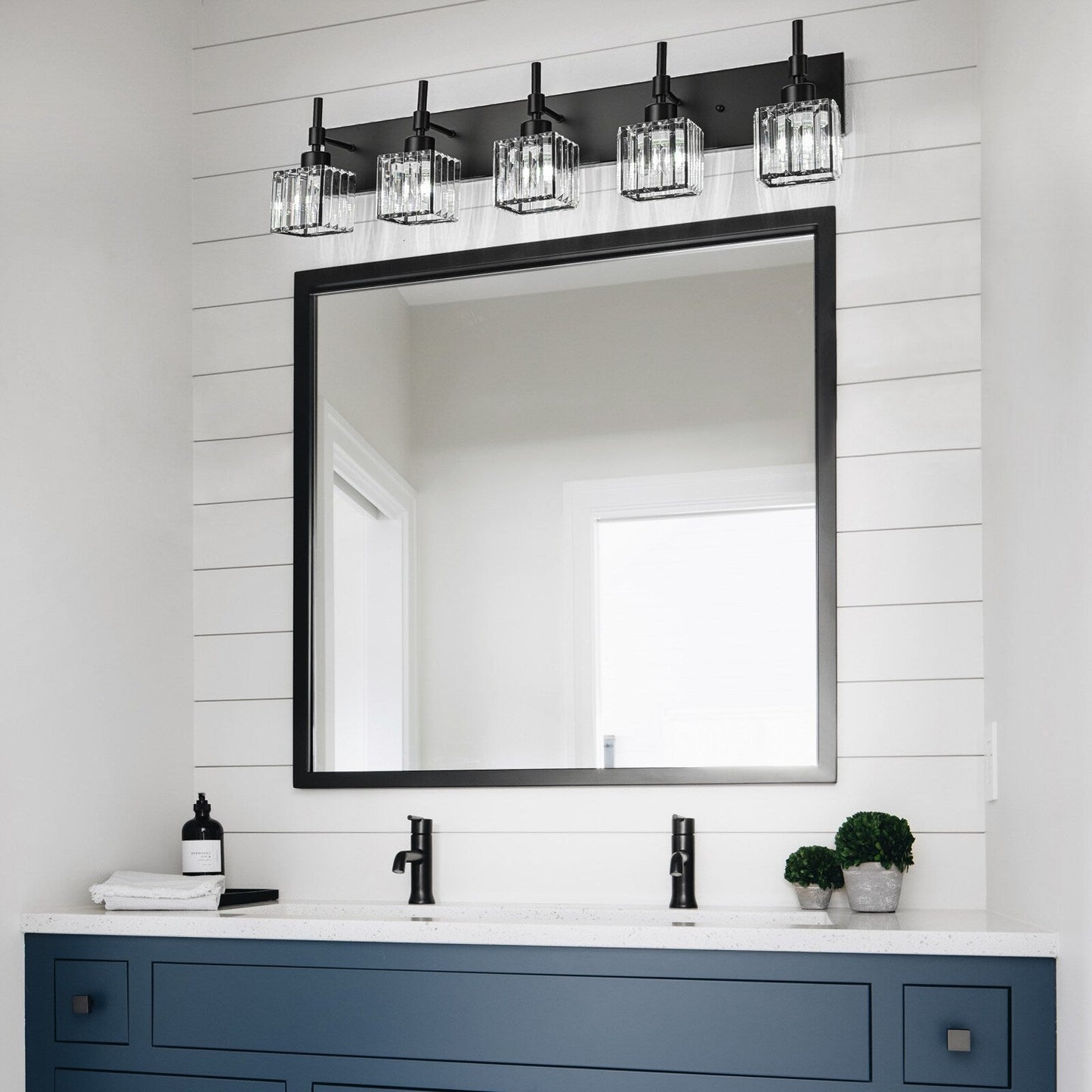 Ora Lustre de salle de bain moderne à cristaux, à intensité variable, pour miroir, éclairage de vanité glamour