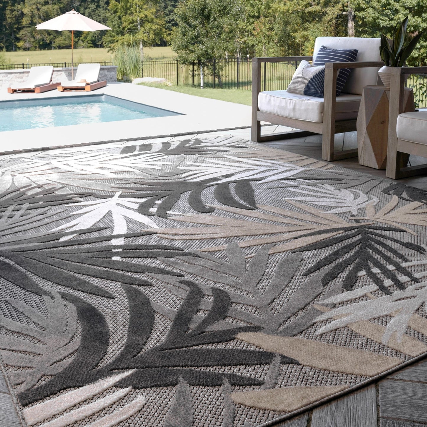 Origin Coastal Floral Indoor/Outdoor Area Rug.