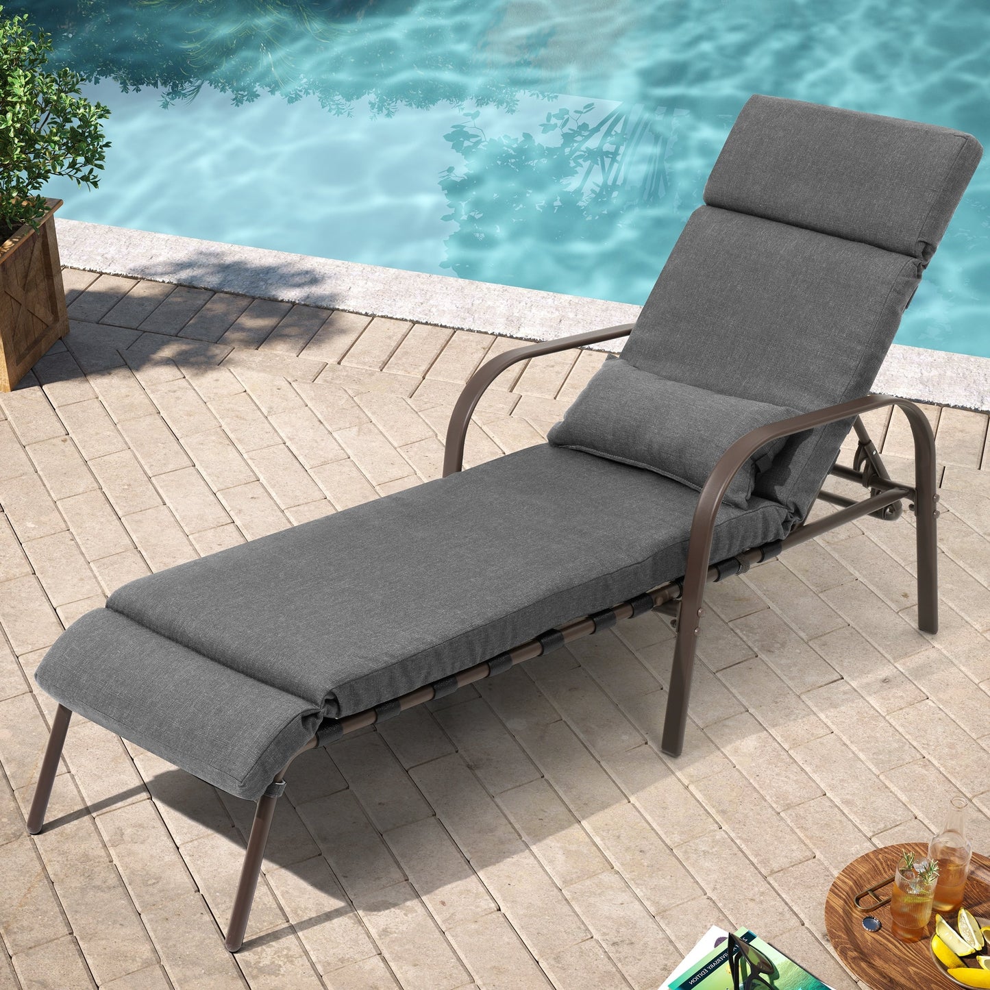 Chaise longue de jardin réglable avec coussin pour extérieur, pour terrasse, plage ou bord de piscine