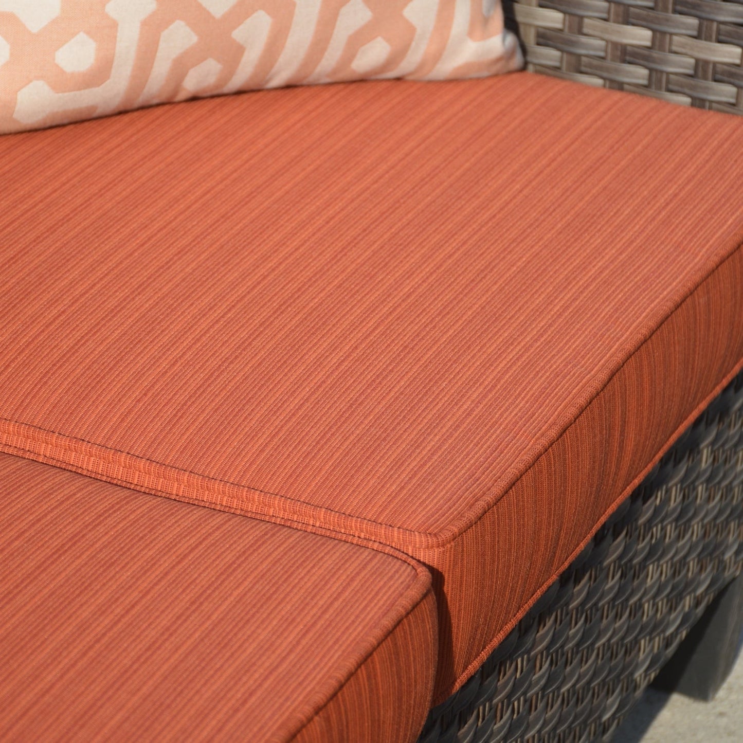 OVIOS Ensemble de meubles de jardin en osier pour extérieur, 5 pièces, avec dossier haut.