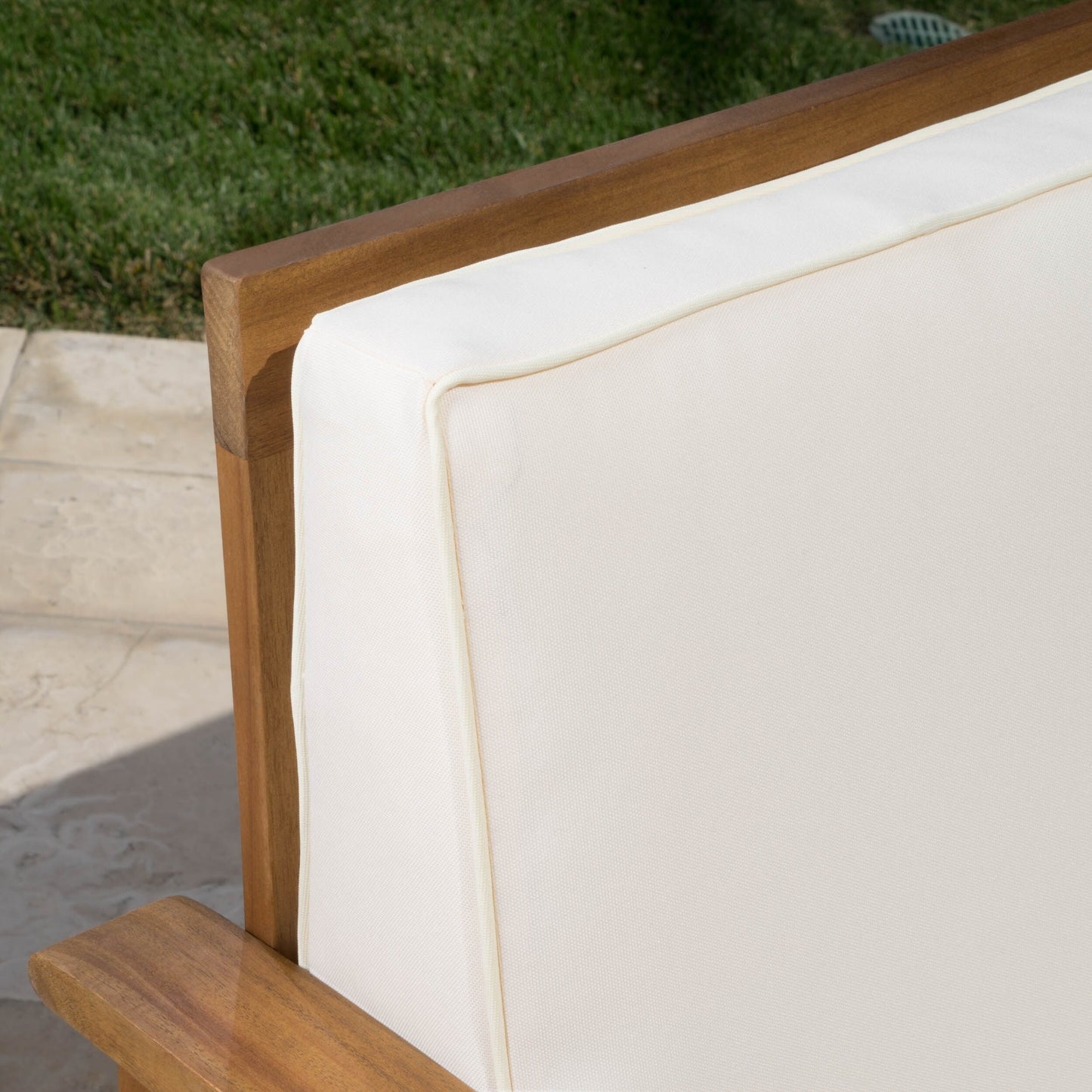 Ensemble de canapé d'extérieur Perla en acacia, 7 pièces, avec coussins, par Christopher Knight Home