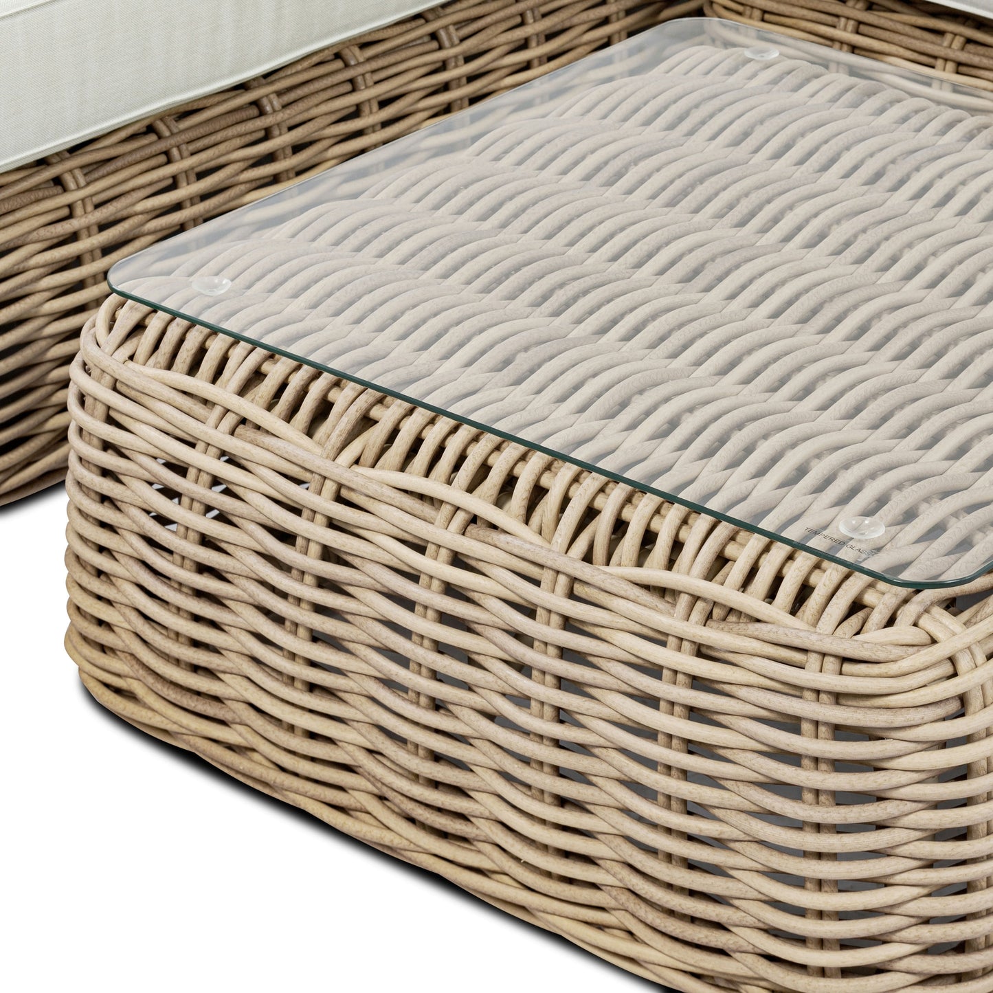 Ensemble d'assises d'angle d'extérieur/de patio Poly &amp; Bark Puglia avec table basse