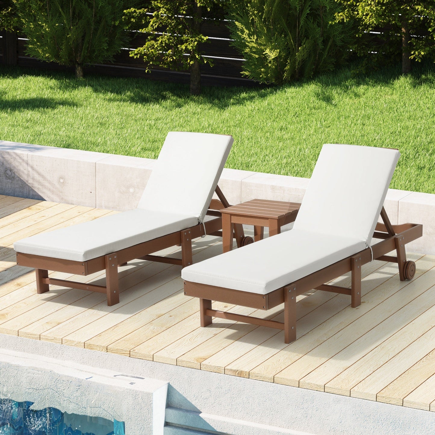 Coussins de chaise longue d'extérieur pour patio, résistants aux intempéries et à la décoloration, de la marque Polytrends - (lot de 2)
