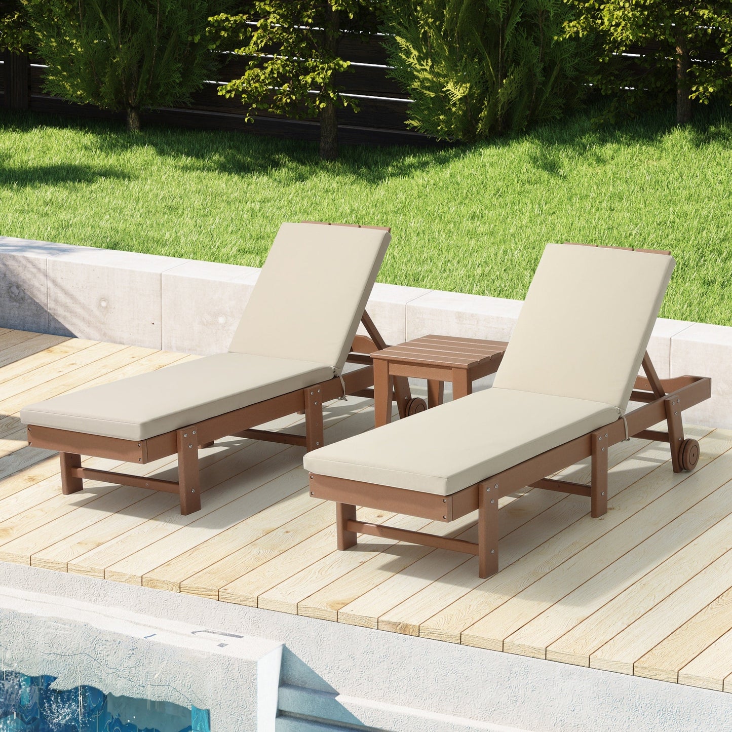 Coussins de chaise longue d'extérieur pour patio, résistants aux intempéries et à la décoloration, de la marque Polytrends - (lot de 2)