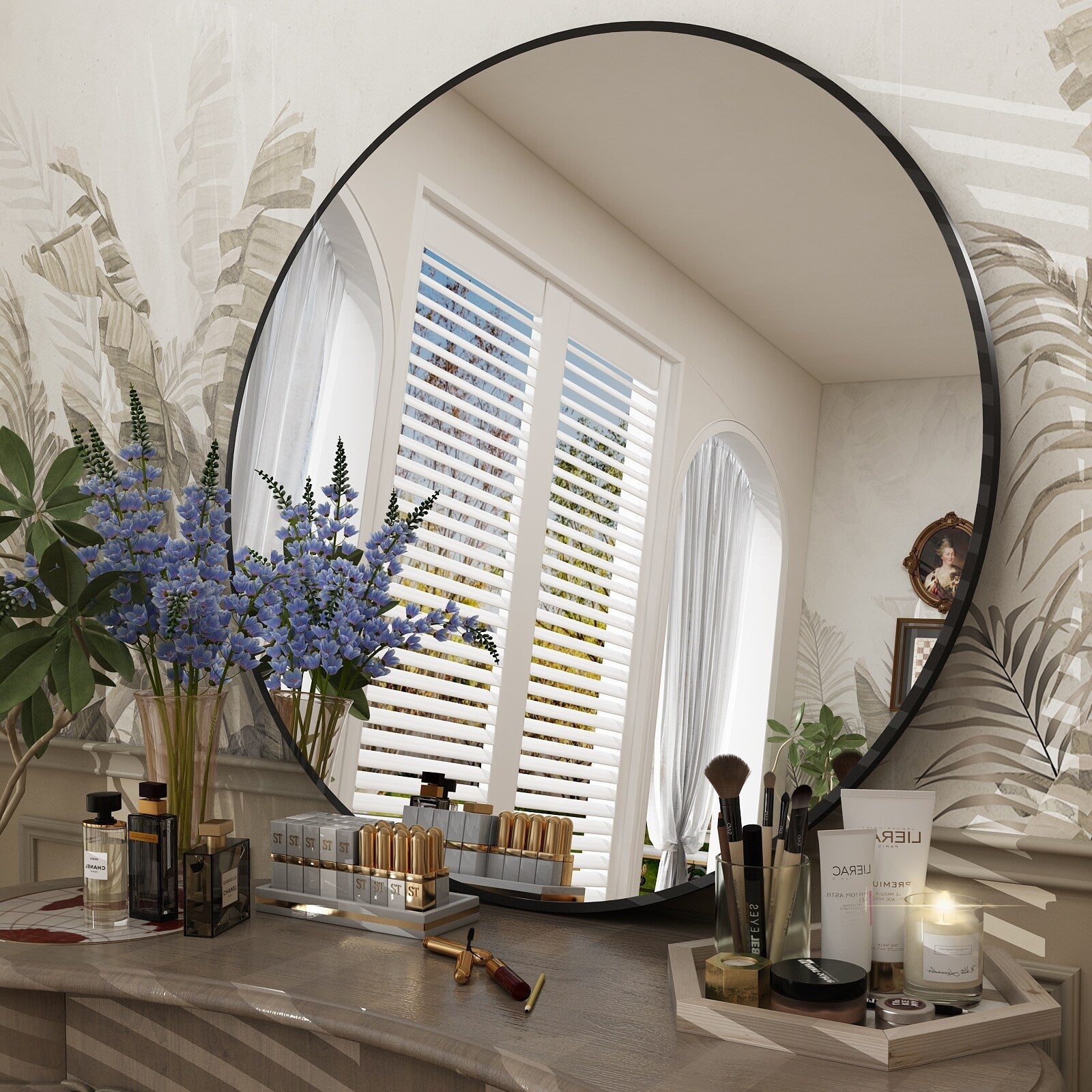 Selected Variant Image