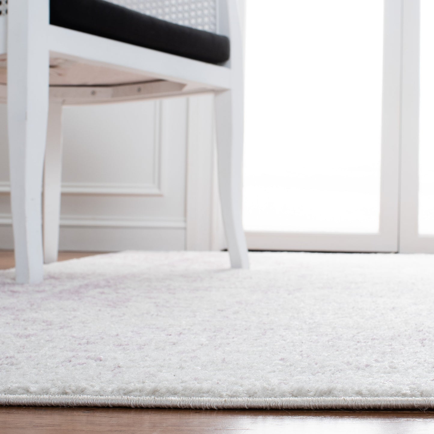 SAFAVIEH Adirondack Riin Rustic Shabby Chic Distressed Rug