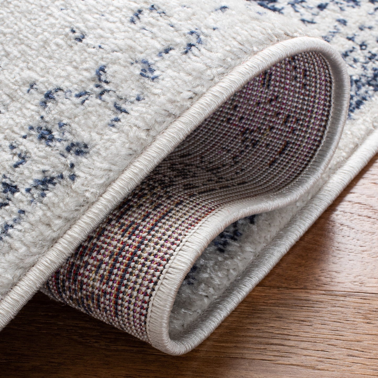 SAFAVIEH Adirondack Riin Rustic Shabby Chic Distressed Rug