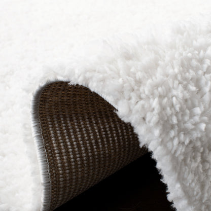 SAFAVIEH August Wilhelma Shag Solid 1.2-inch Thick Area Rug