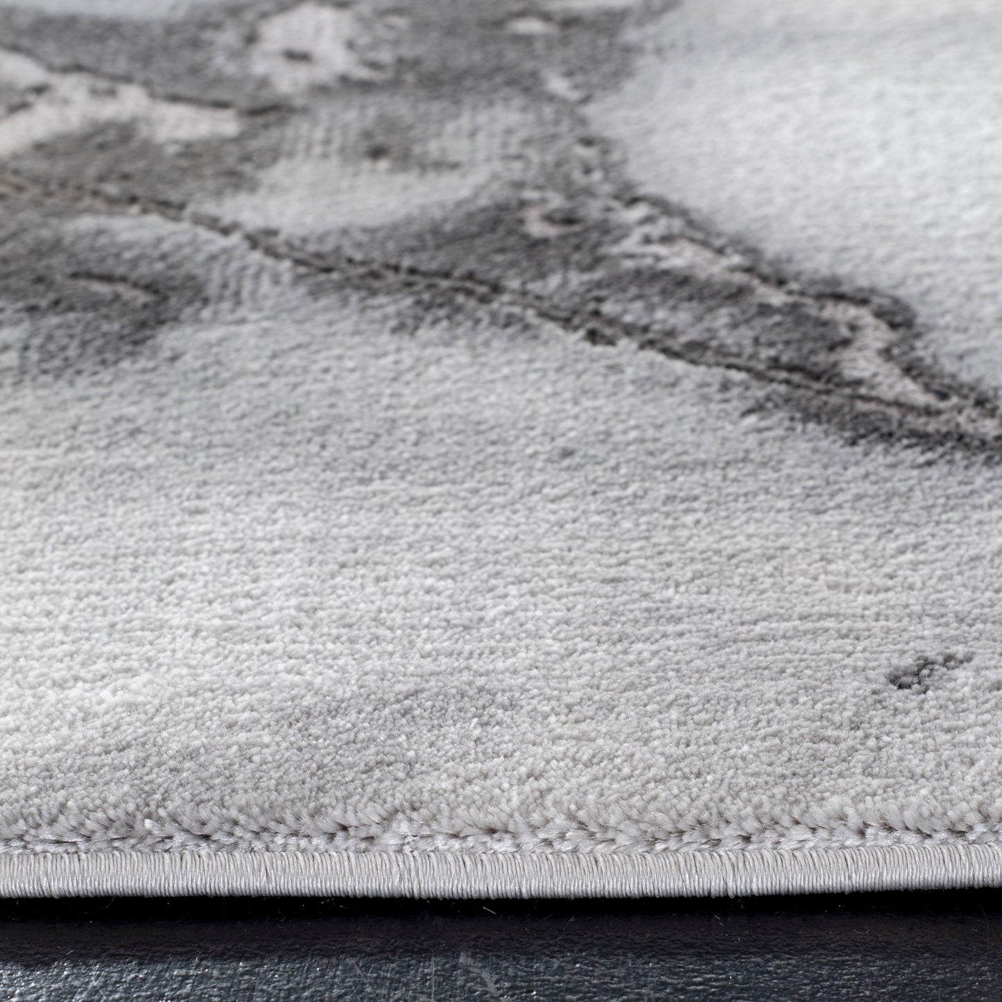 SAFAVIEH Craft Miyase Modern Abstract Rug