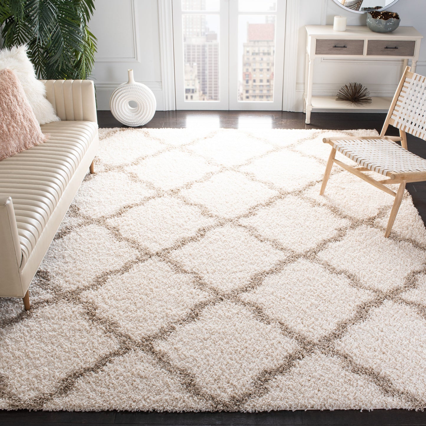 SAFAVIEH Dallas Shag Darina Trellis 1.5-inch Thick Rug