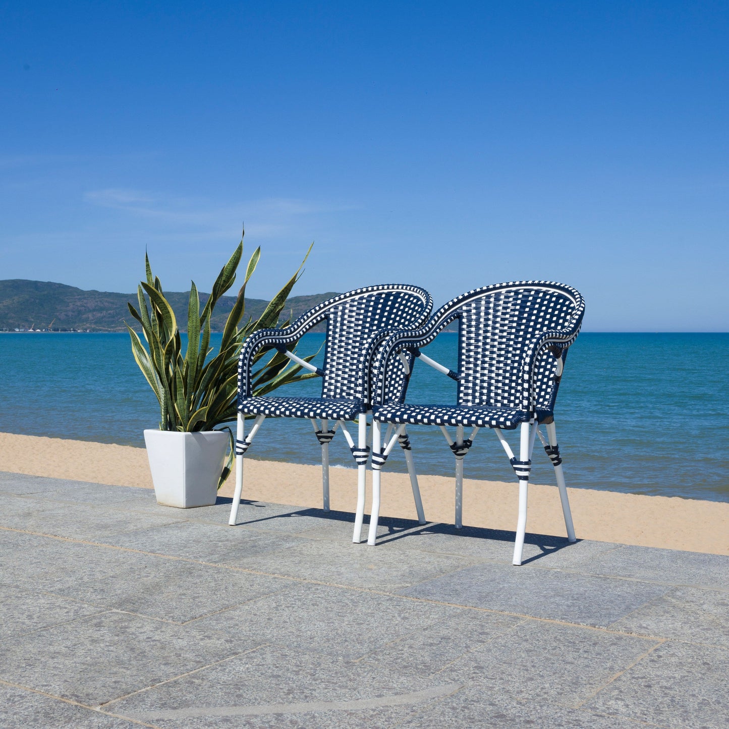 Fauteuil à accoudoirs SAFAVIEH Doreth (lot de 2) - 23L x 36P x 25H