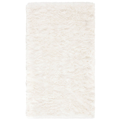 SAFAVIEH Faux Sheep Silke Skin 2.4-inch Thick Rug