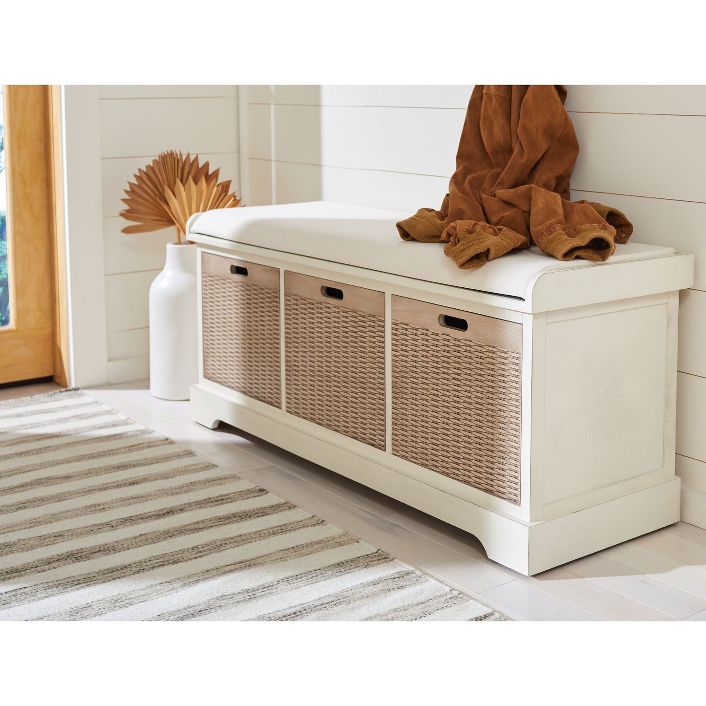 Banc de rangement avec 3 tiroirs et coussin SAFAVIEH Fiorello - 120 L x 38 l x 48 h - 120Lx38Lx48H