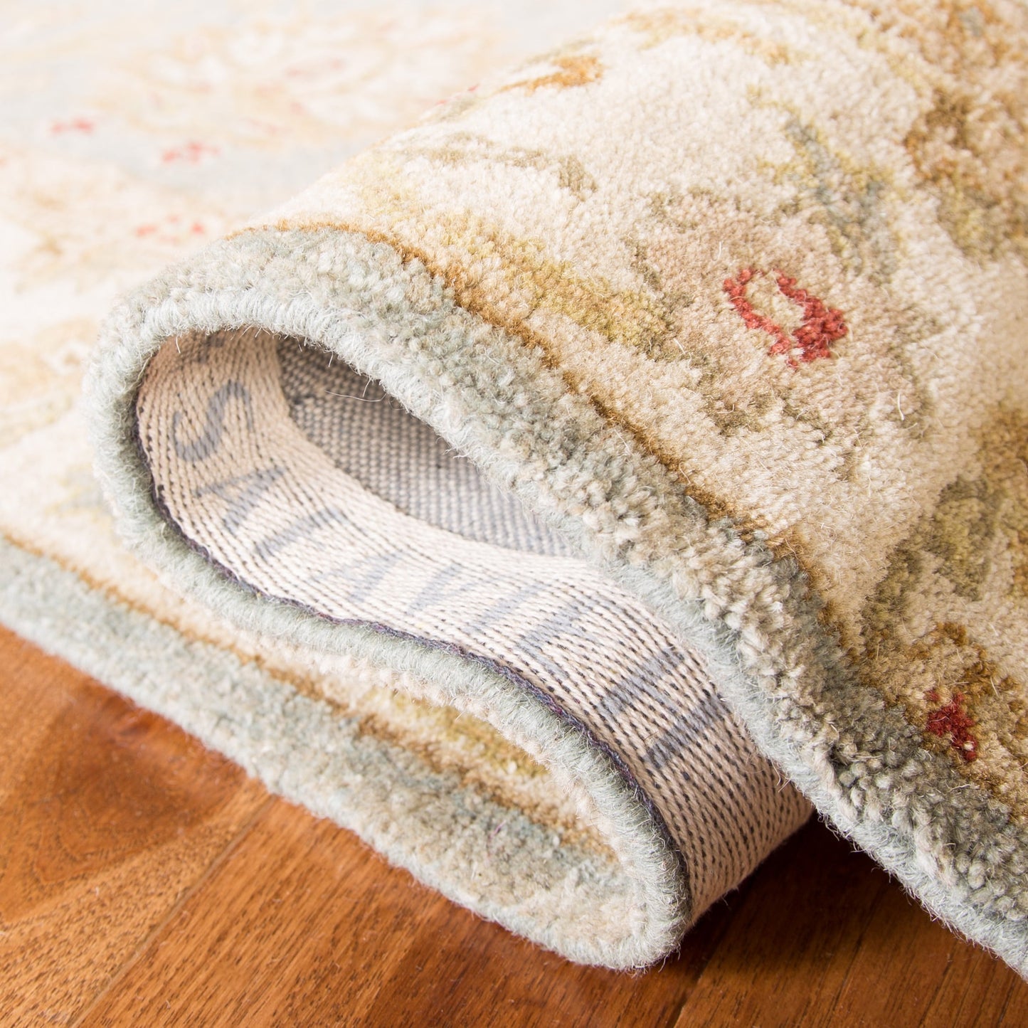 SAFAVIEH Handmade Antiquity Maysoun Traditional Oriental Wool Area Rug