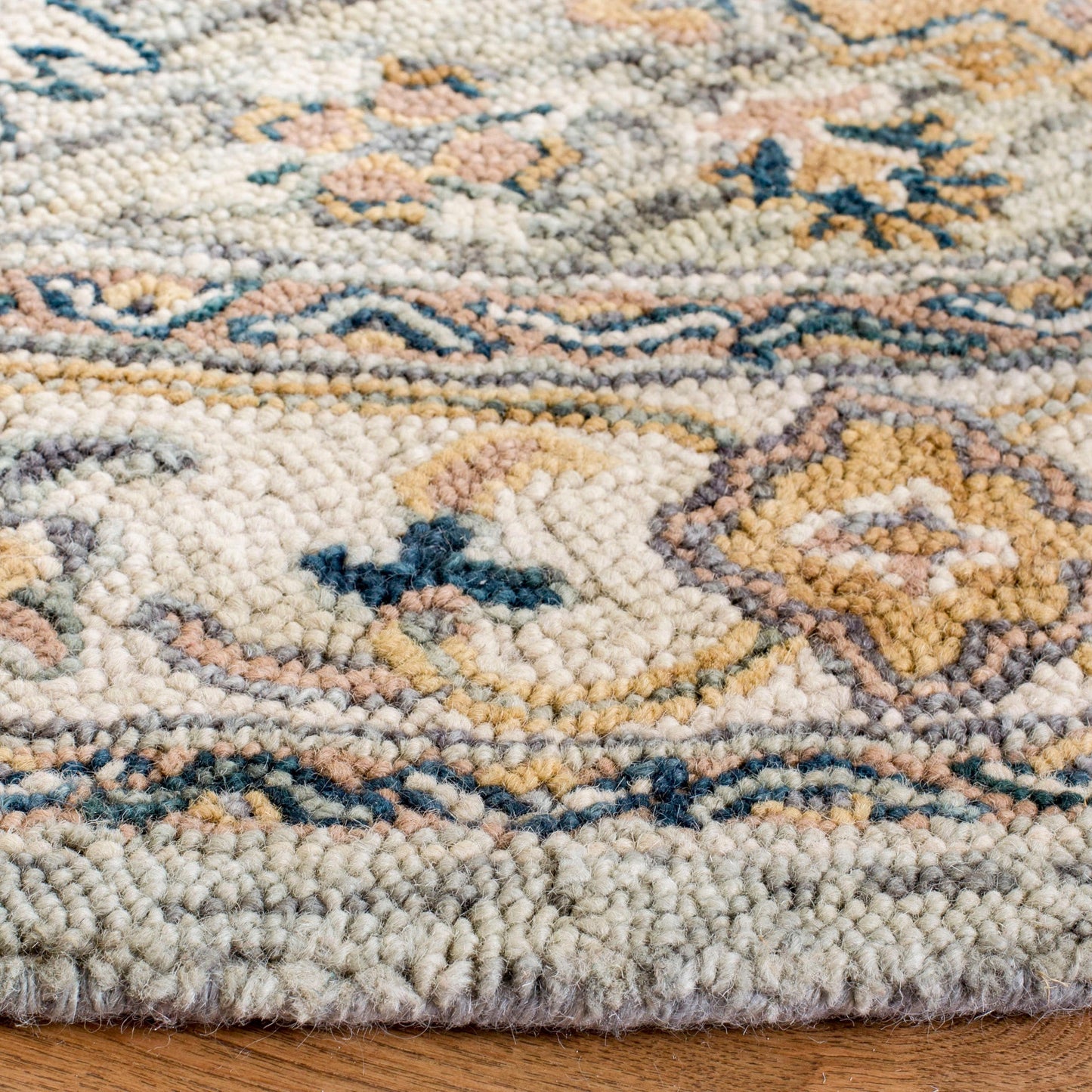 SAFAVIEH Handmade Aspen Kerstin Boho Tribal Wool Rug