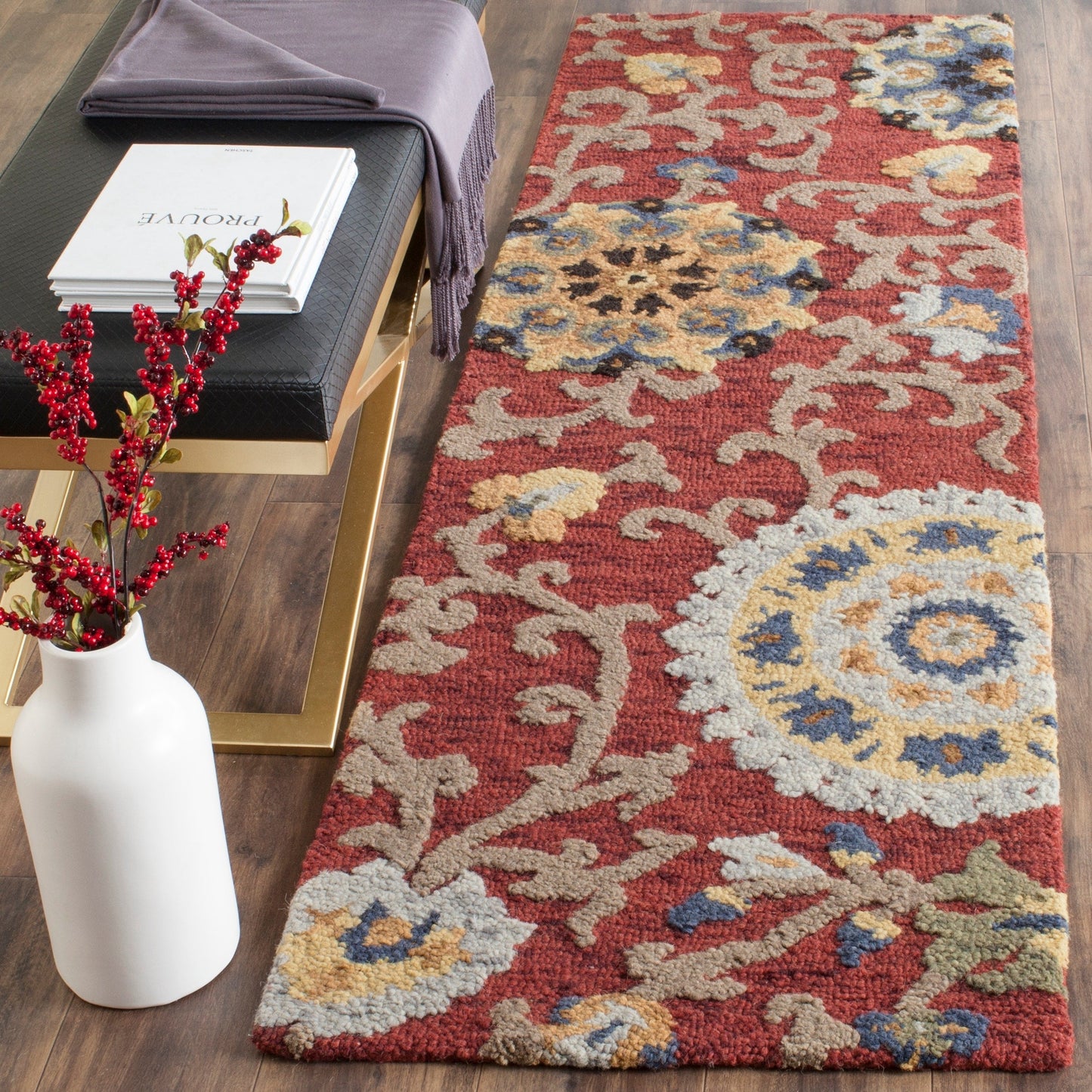 SAFAVIEH Handmade Blossom Maaret Modern Floral Wool Rug