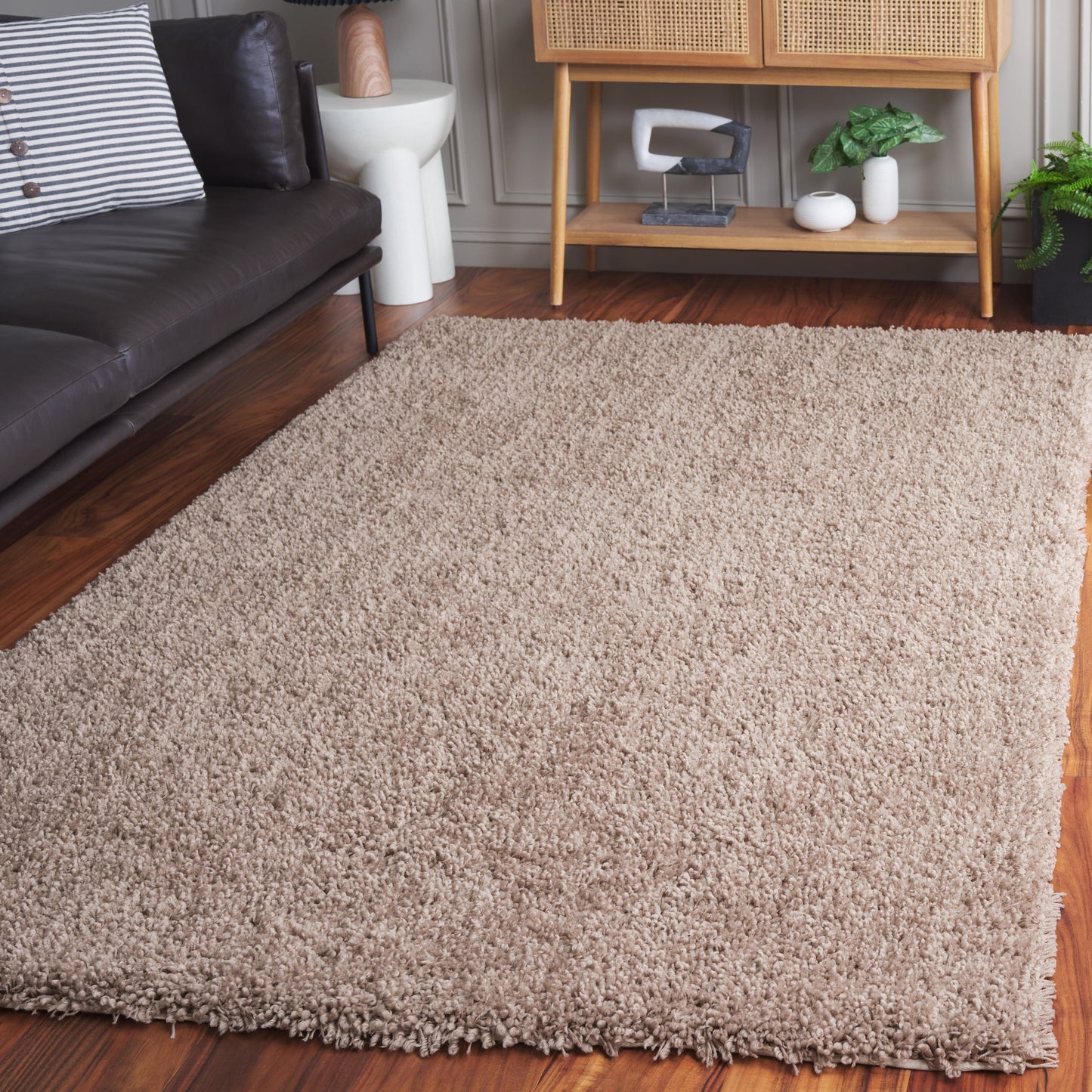 SAFAVIEH Handmade Classic Laken Nakhshun Rug