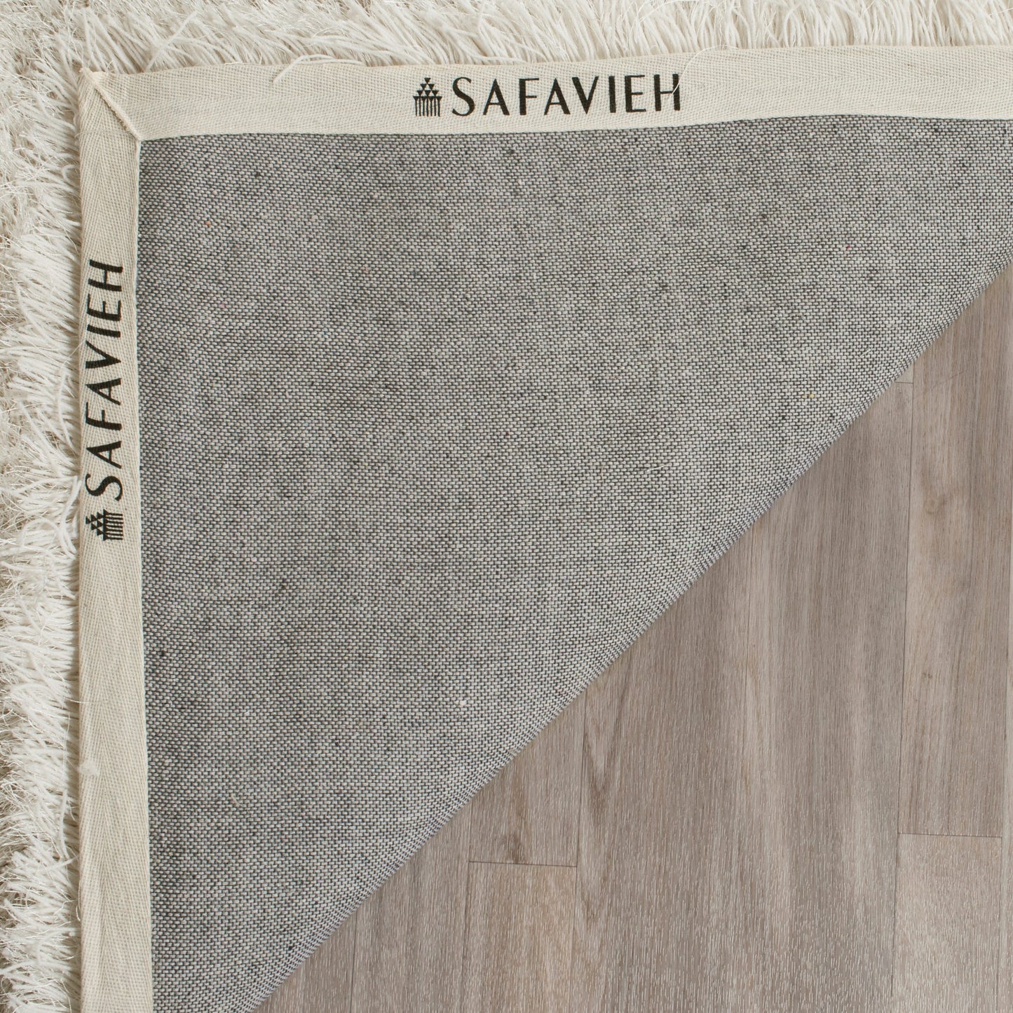 SAFAVIEH Handmade Fiona Shag Djenka 3-inch Thick Rug