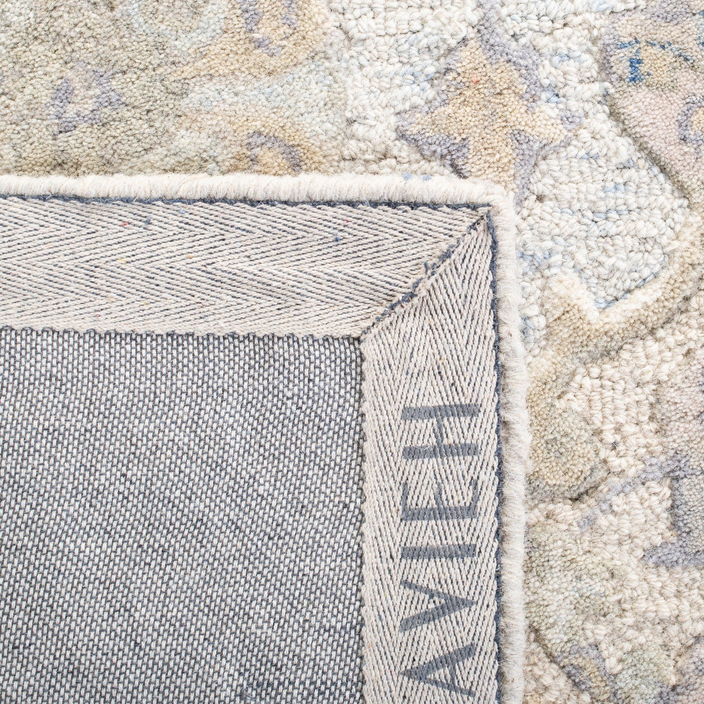 SAFAVIEH Handmade Glamour Printed Floral Wool Rug